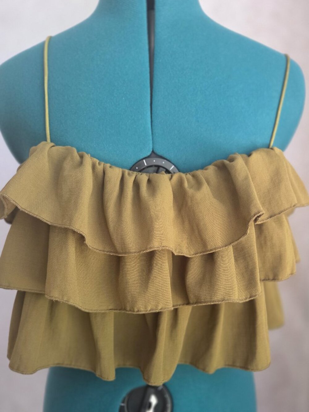 Green ruffled crop top
